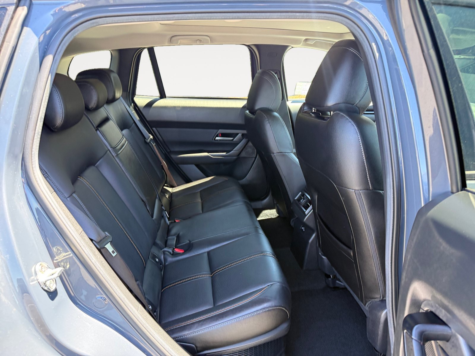 Certified 2025 MAZDA CX-50 AWD 2.5 Hybrid w/ Premium Pkg image 18