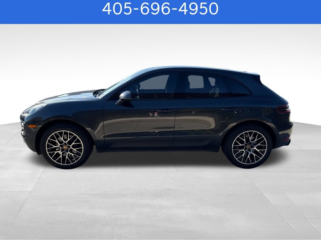 Used 2018 Porsche Macan AWD/4WD image 3
