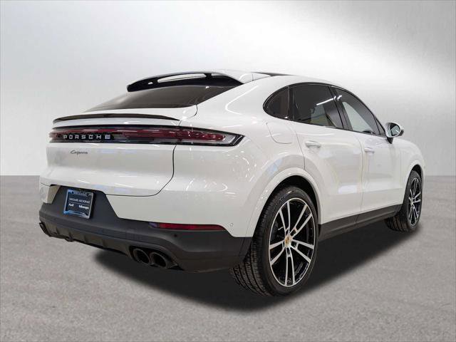 Used 2024 Porsche Cayenne Coupe image 5