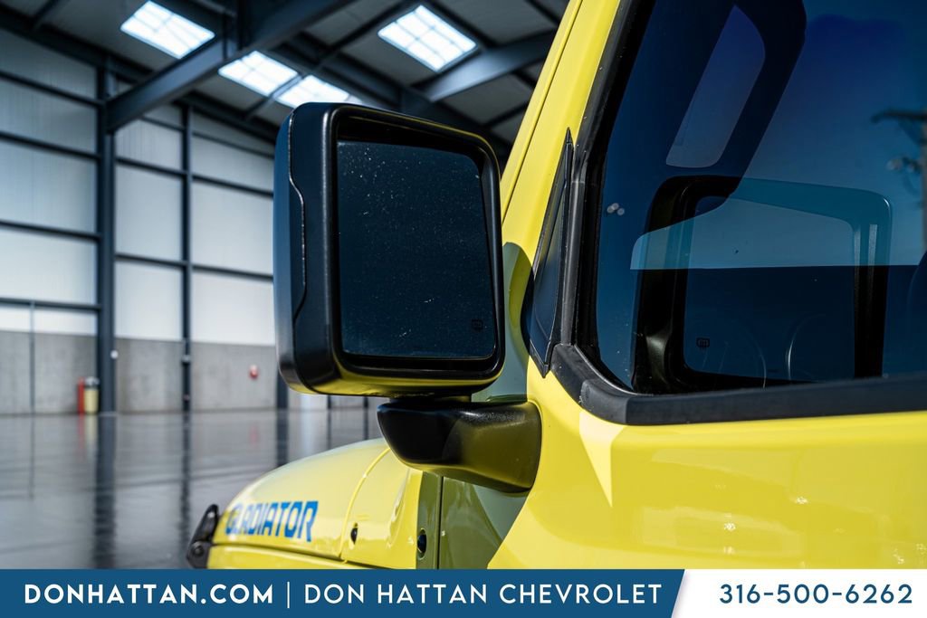 Used 2023 Jeep Gladiator Sport image 27