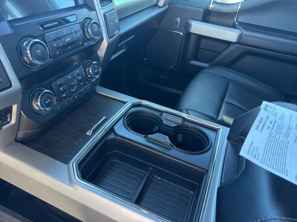 Used 2021 Ford F250 Lariat image 11