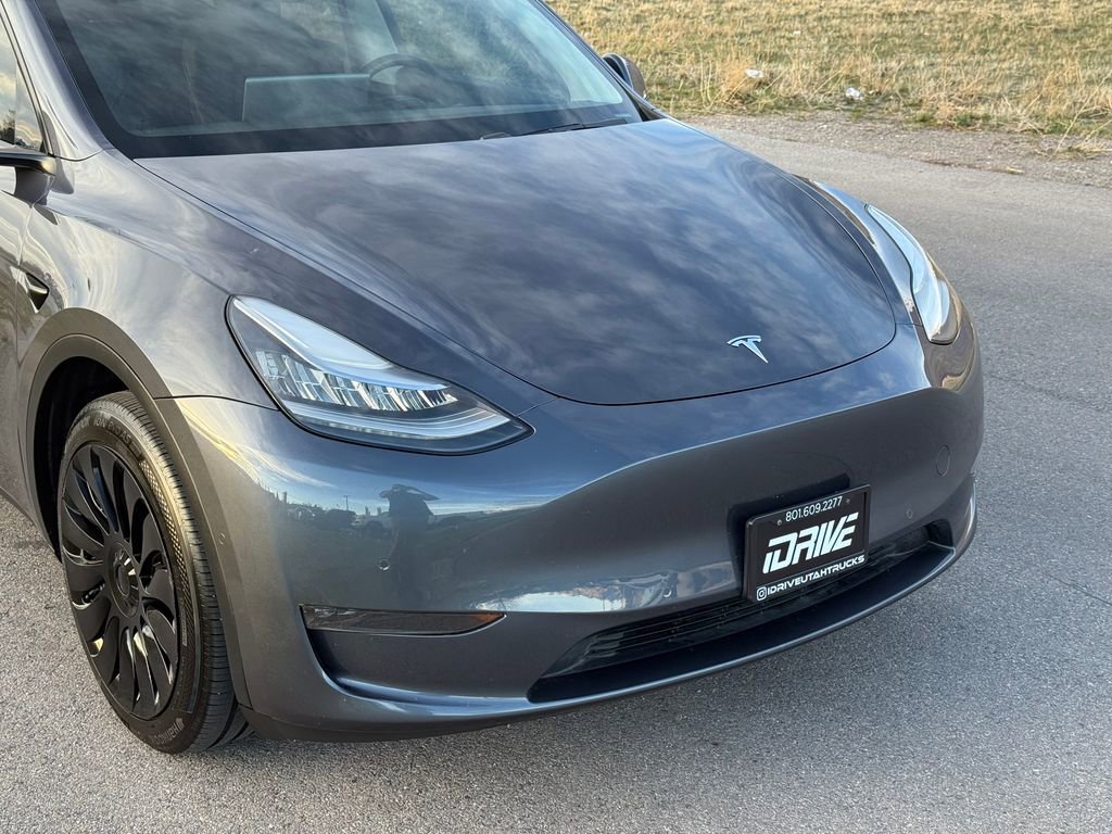 Used 2020 Tesla Model Y Long Range image 5