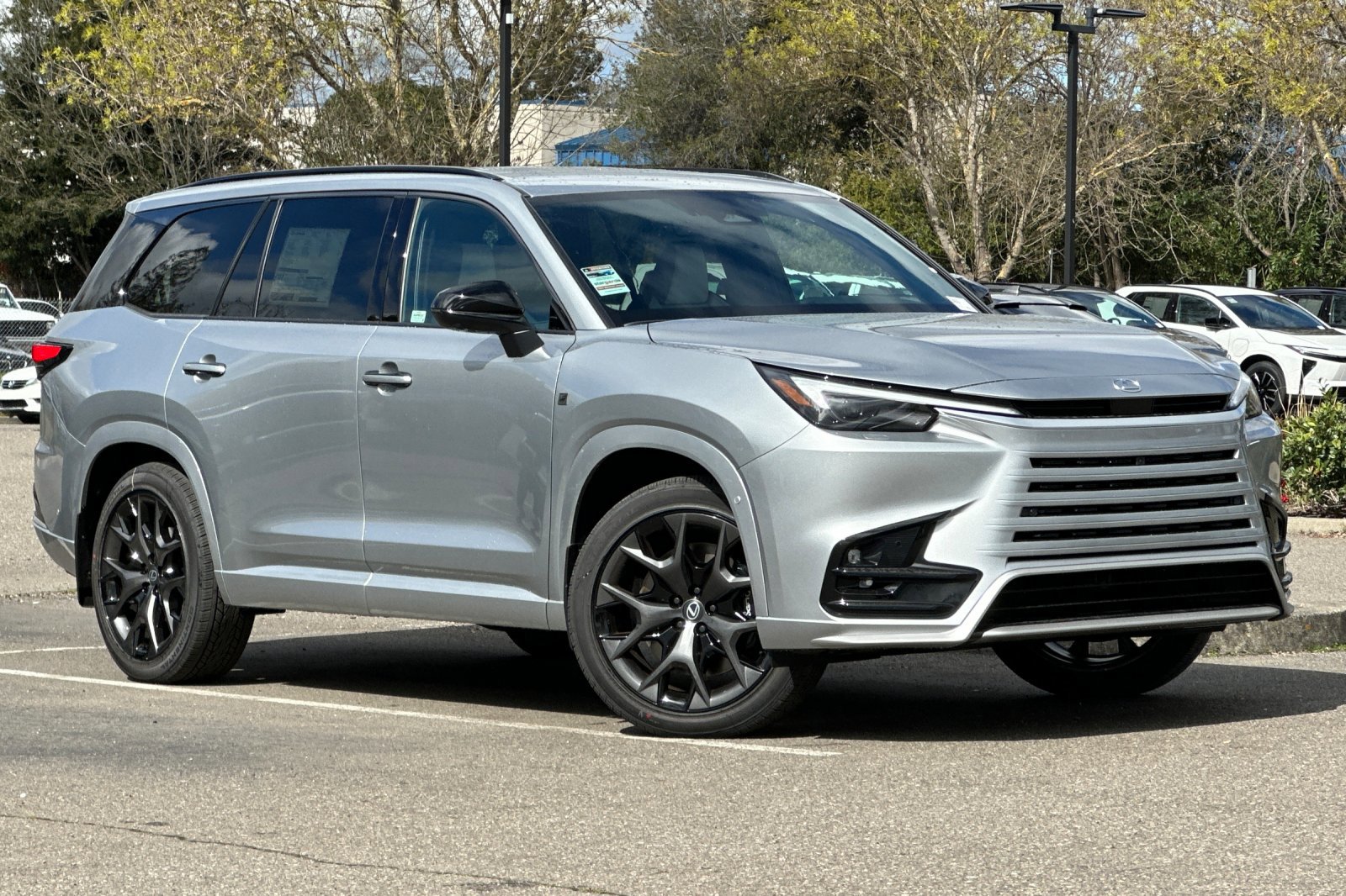New 2026 Lexus TX 500h AWD image 2