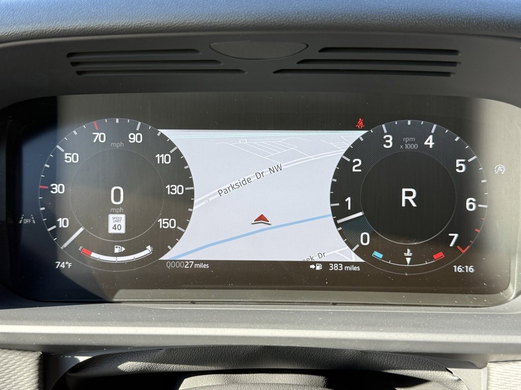 New 2026 Land Rover Discovery Limited Edition image 30