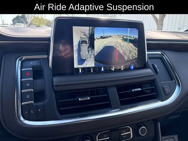 Used 2022 Chevrolet Tahoe Z71 w/ Z71 Off-Road Package AWD/4WD image 18