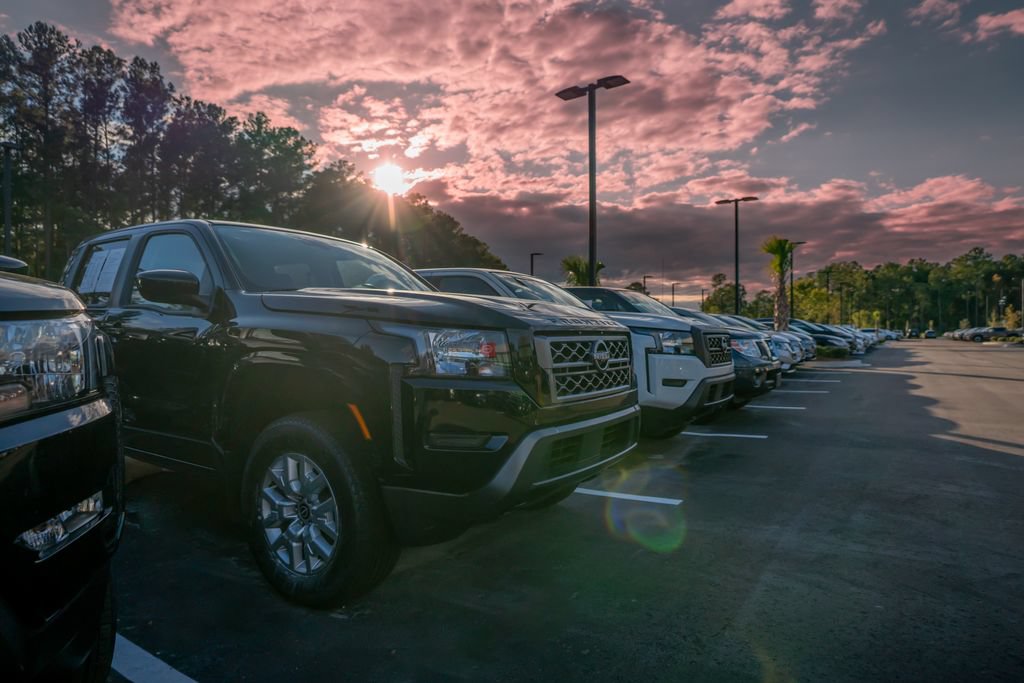 Used 2017 Nissan Armada Platinum w/ Captain Seat Package RWD image 22