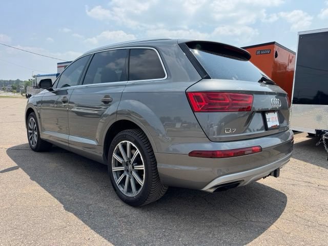 Used 2018 Audi Q7 3.0T Prestige AWD/4WD image 5