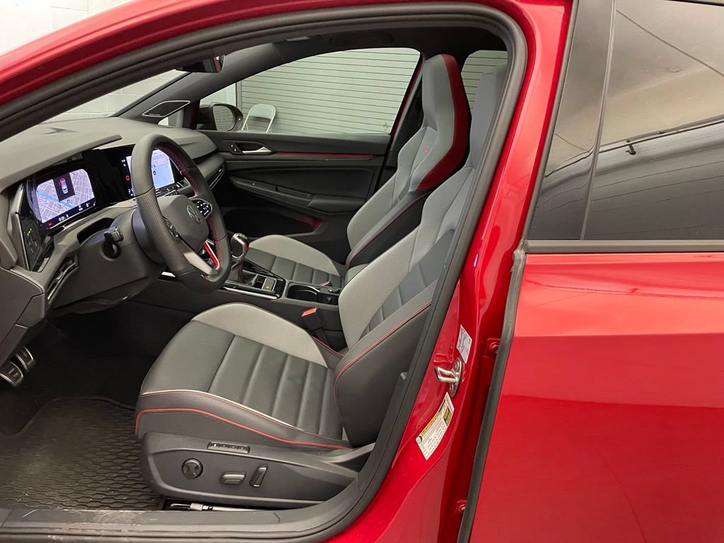 Used 2024 Volkswagen GTI SE FWD image 24