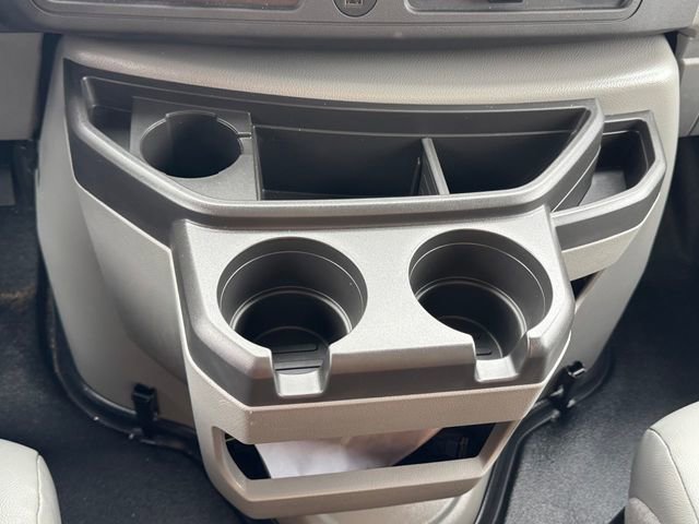 New 2027 Ford E-350 and Econoline 350 Super Duty w/ Power Equipment Group RWD image 23