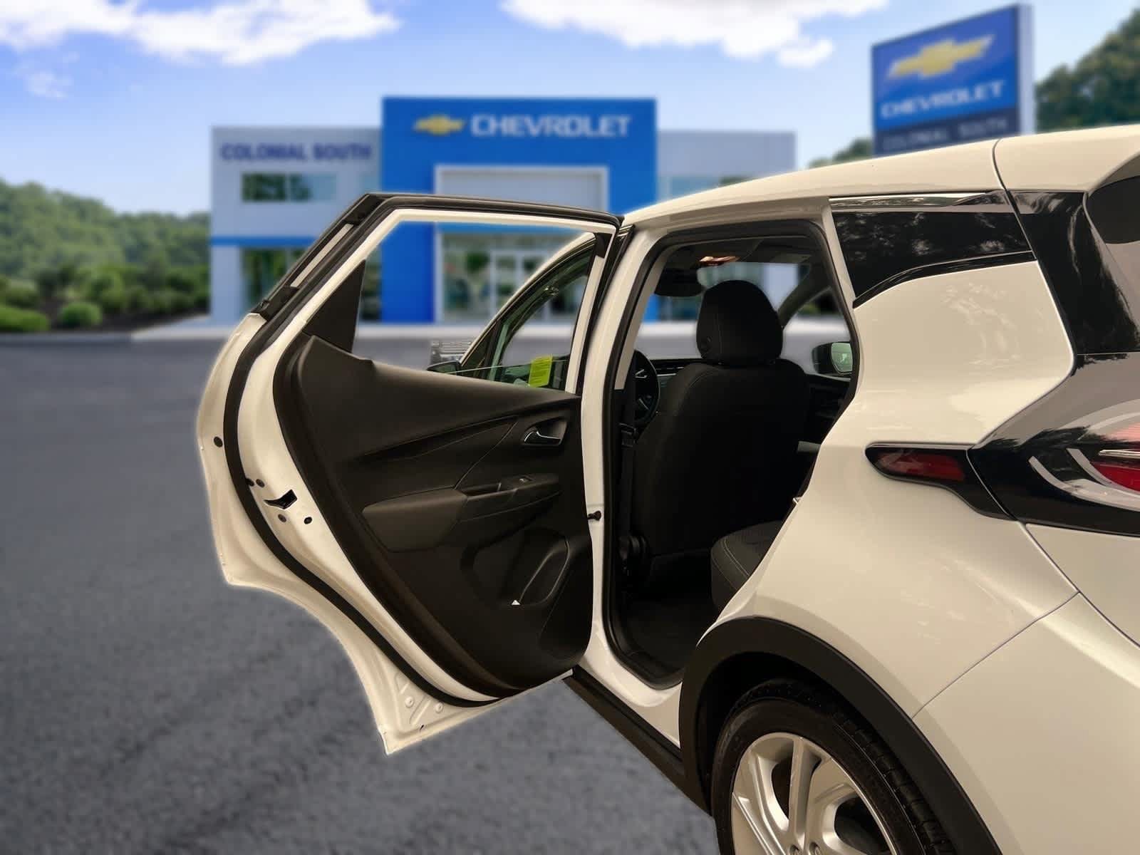 Certified 2023 Chevrolet Bolt LT w/ Driver Confidence Package FWD image 31