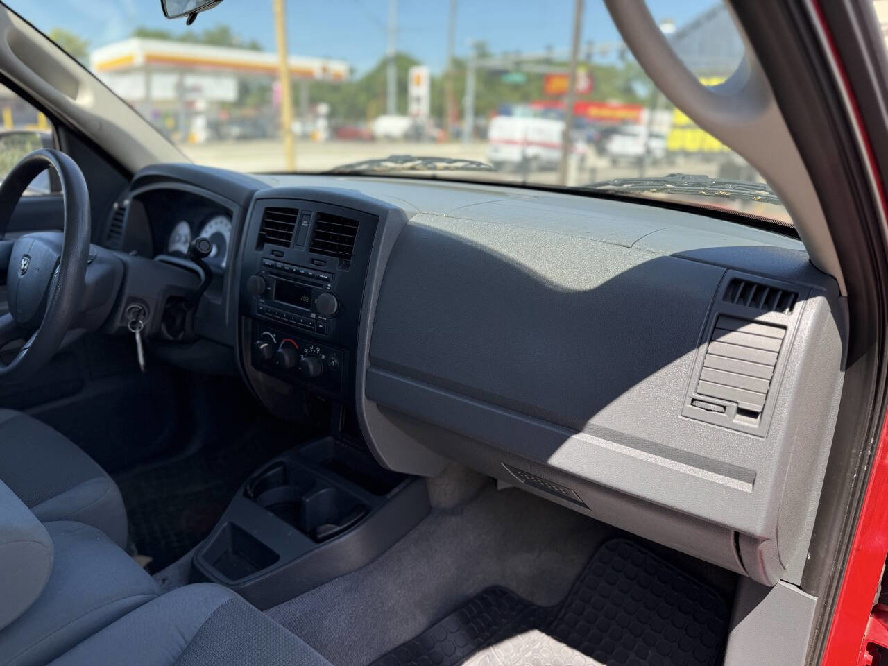 Used 2005 Dodge Dakota ST RWD image 21