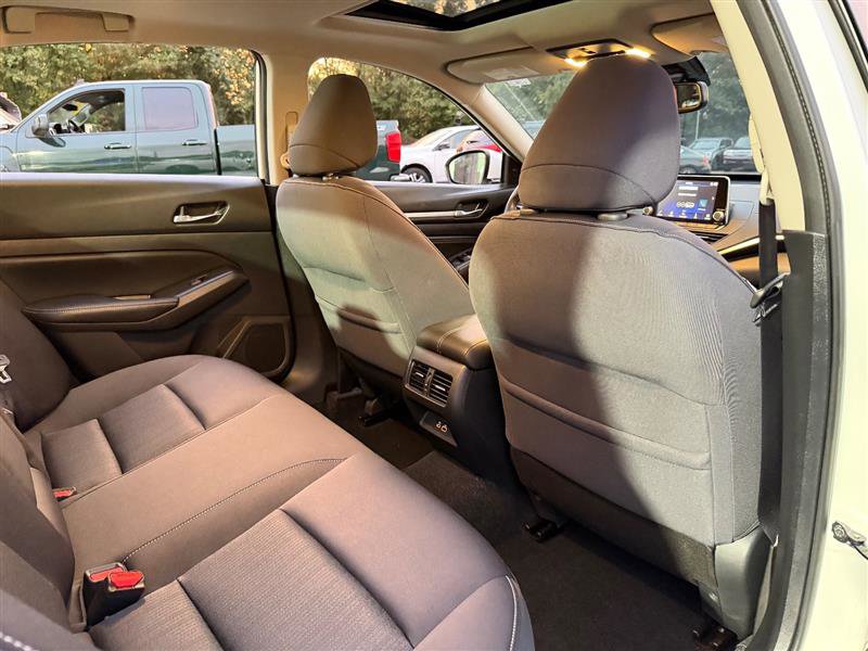 Used 2019 Nissan Altima 2.5 SV image 18