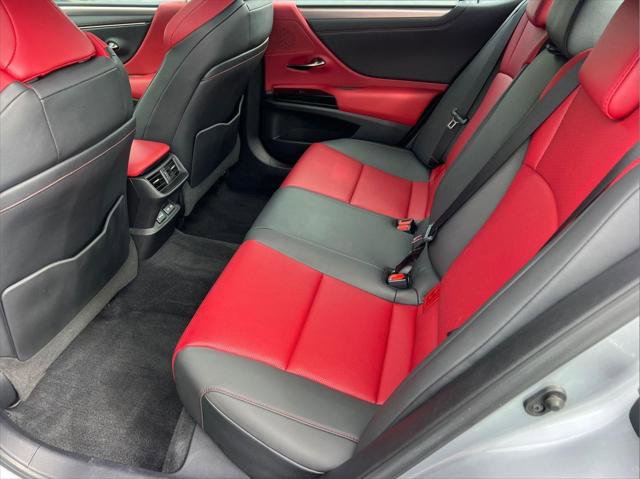 Certified 2022 Lexus ES 350 F Sport w/ Accessory Package image 21