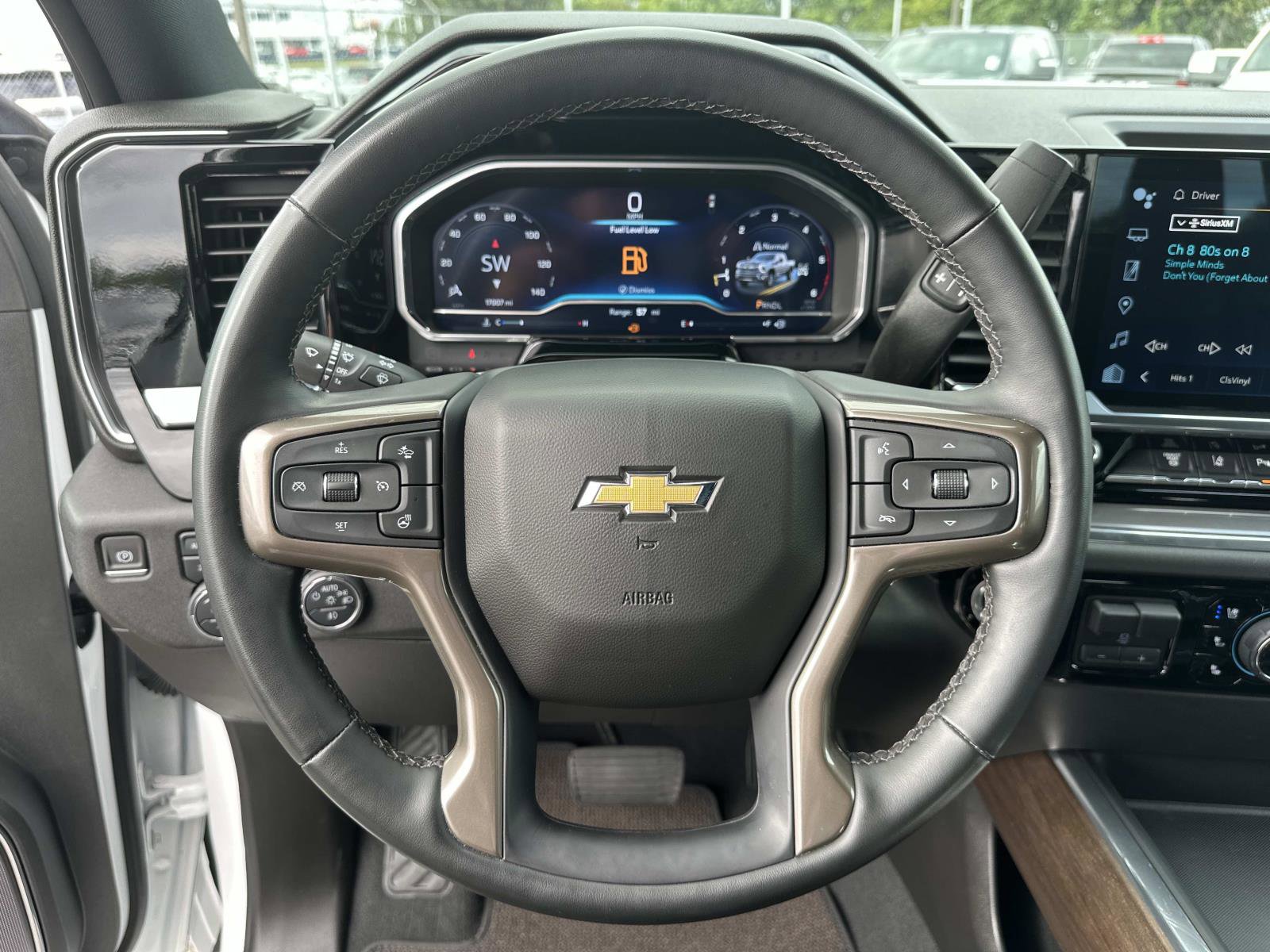 Certified 2024 Chevrolet Silverado 2500 High Country w/ LPO, Dark Essentials Package image 28