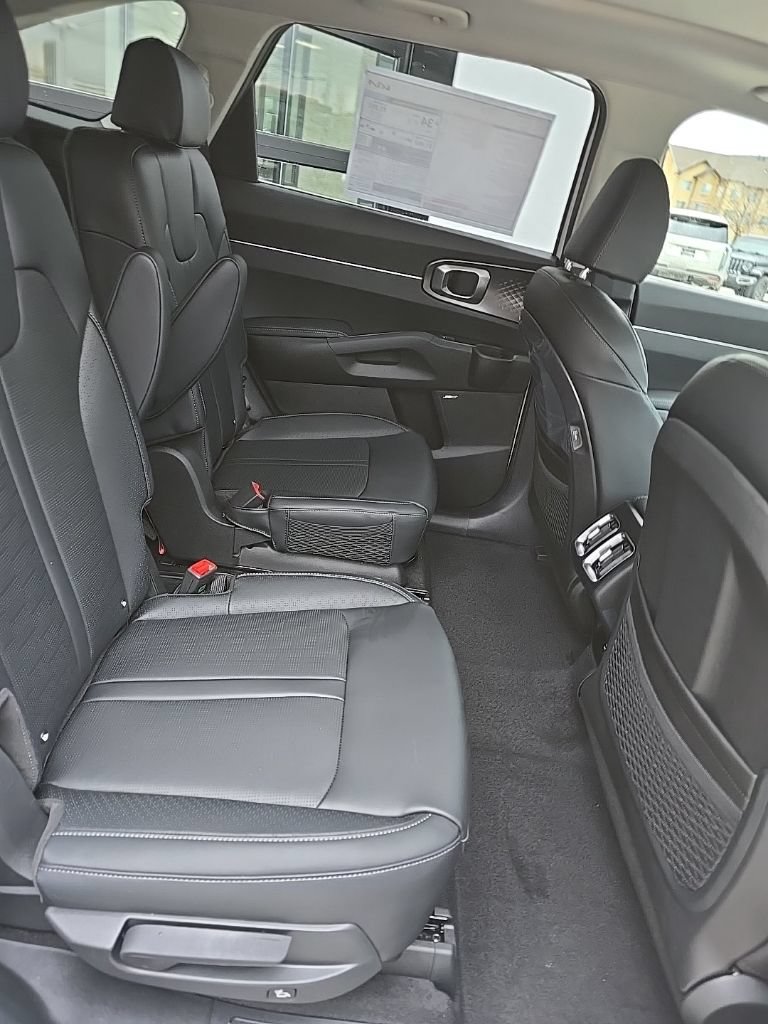 New 2026 Kia Sorento EX w/ EX Premium Package AWD/4WD image 11