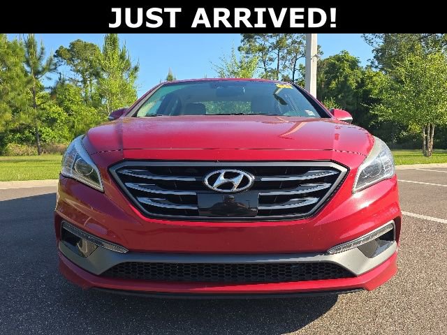 Used 2017 Hyundai Sonata Limited w/ Ultimate Package 04 FWD image 2