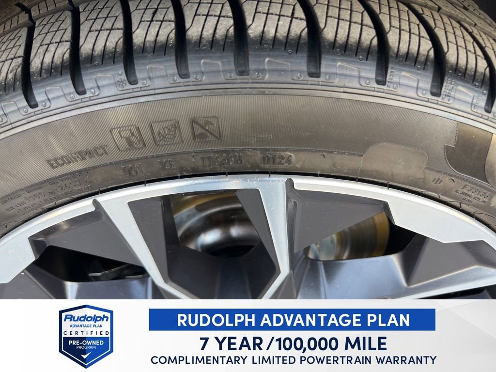 Used 2024 BMW X7 M60i w/ Executive Package image 40