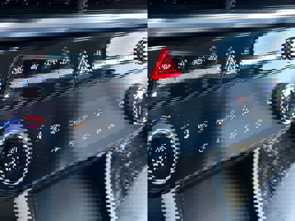 Used 2025 Hyundai Tucson SEL image 36