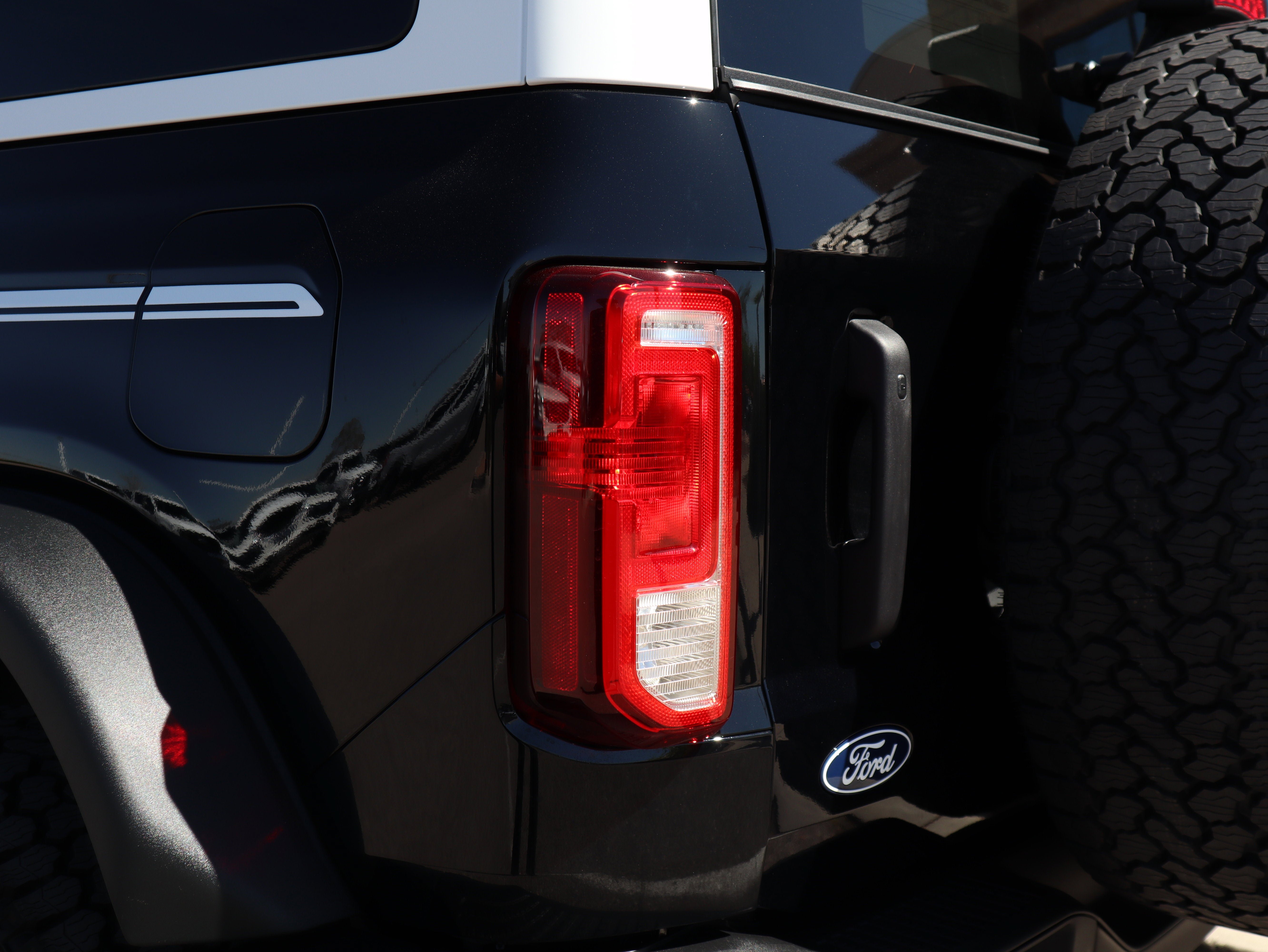 New 2026 Ford Bronco Heritage Edition AWD/4WD image 18
