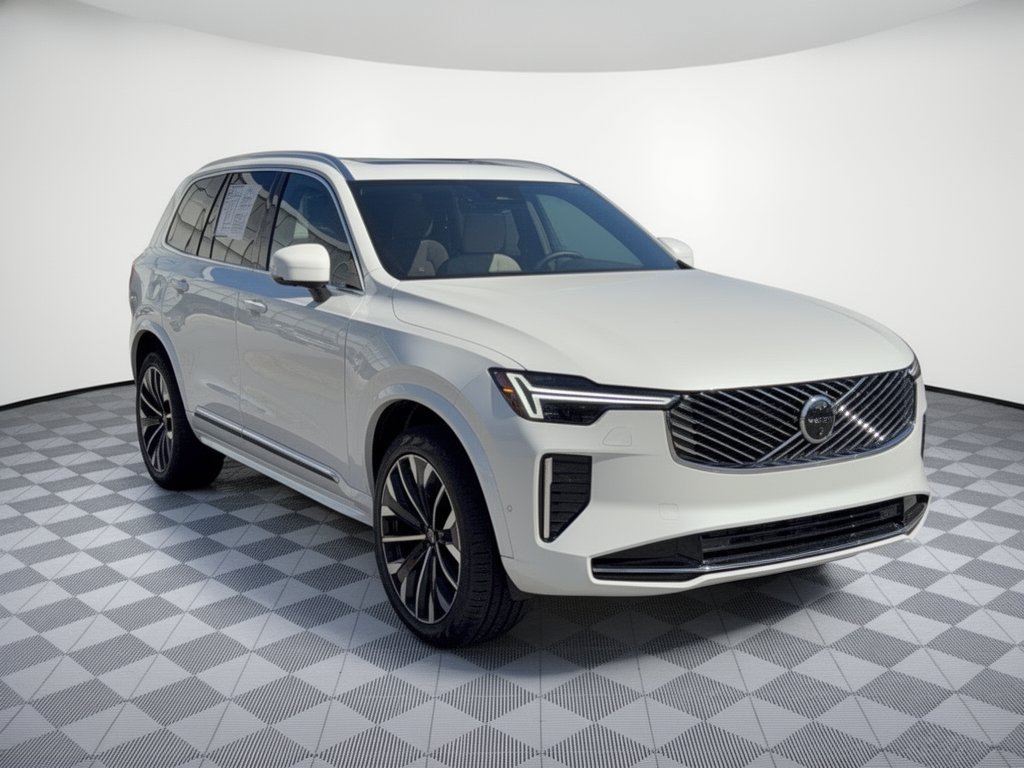 Certified 2026 Volvo XC90 B6 Plus w/ Protection Package Premier AWD/4WD image 7