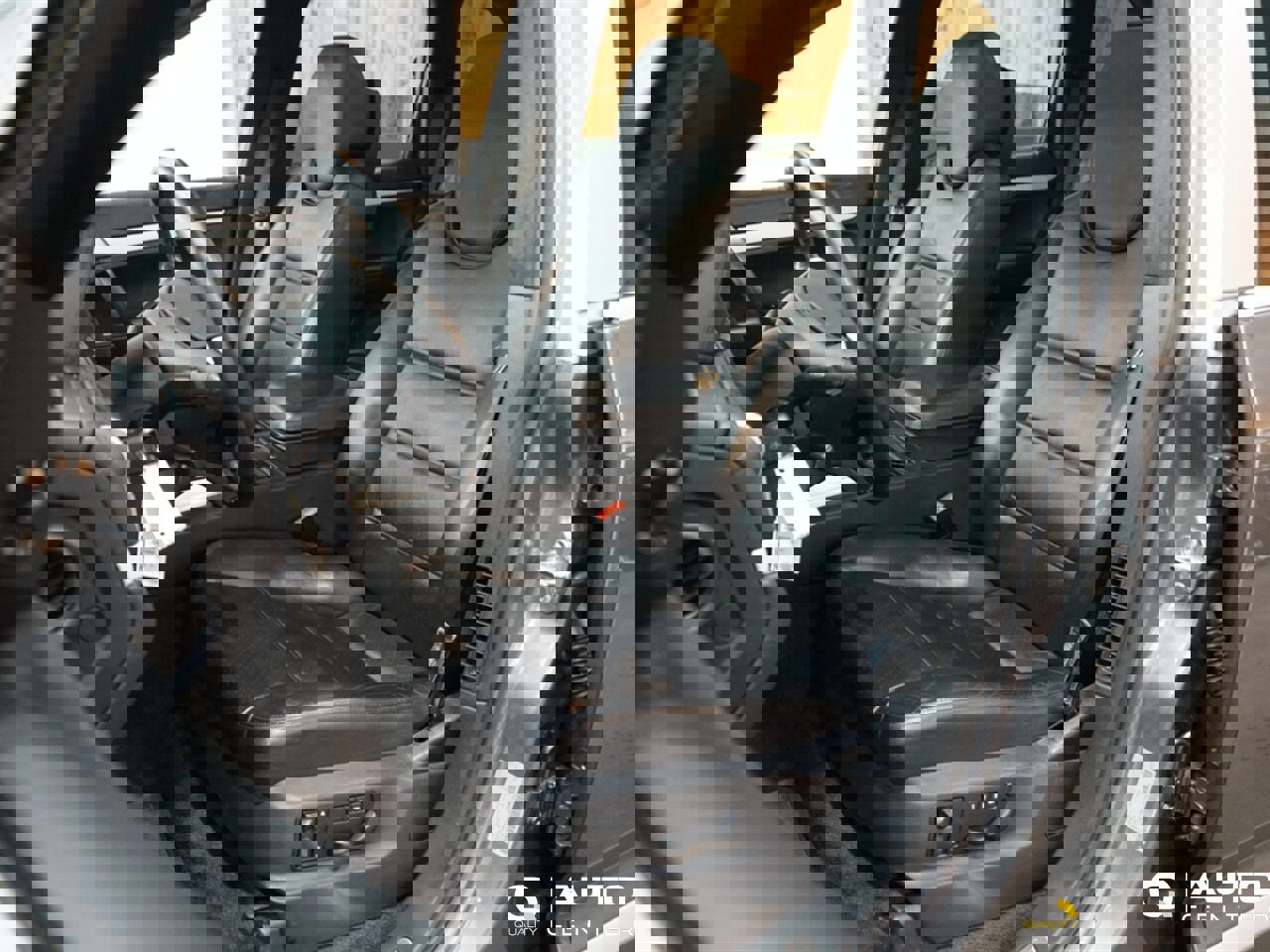 Used 2008 Porsche Cayenne Turbo image 14