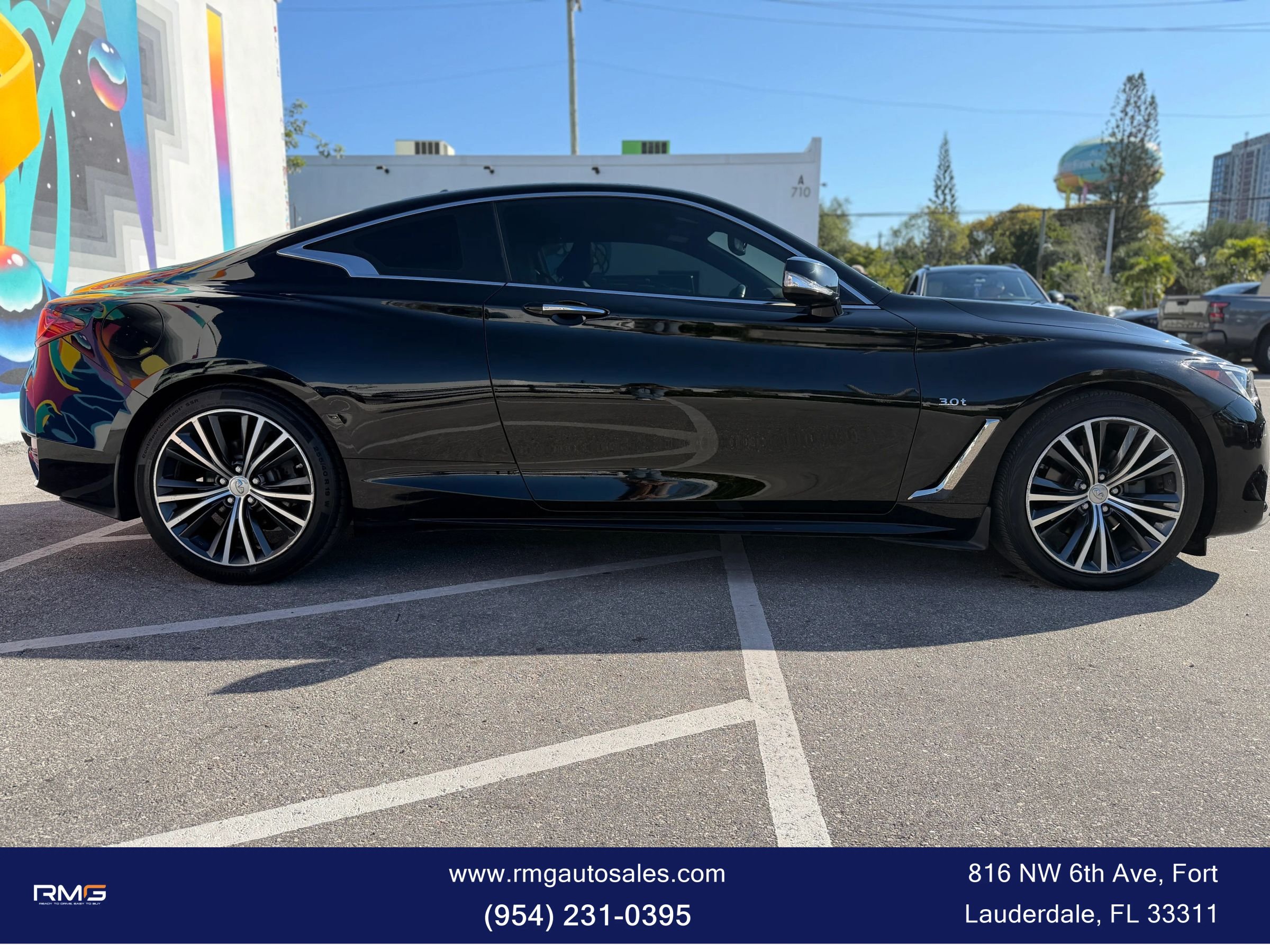 Used 2019 INFINITI Q60 3.0t Luxe w/ Essential Package AWD/4WD image 4