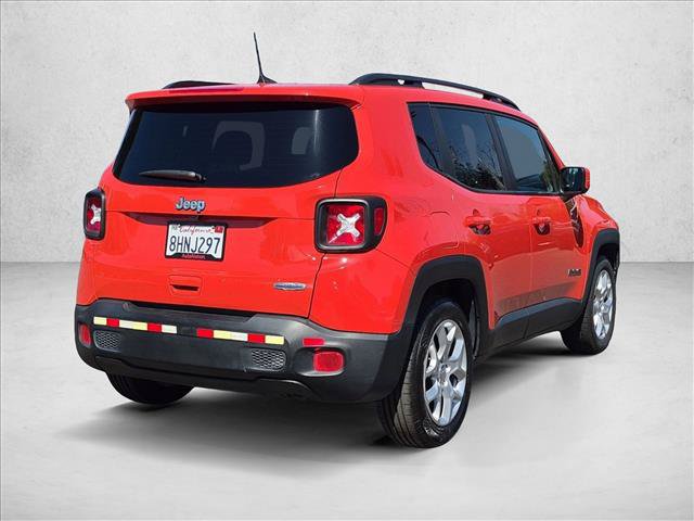 Used 2018 Jeep Renegade Latitude FWD image 5