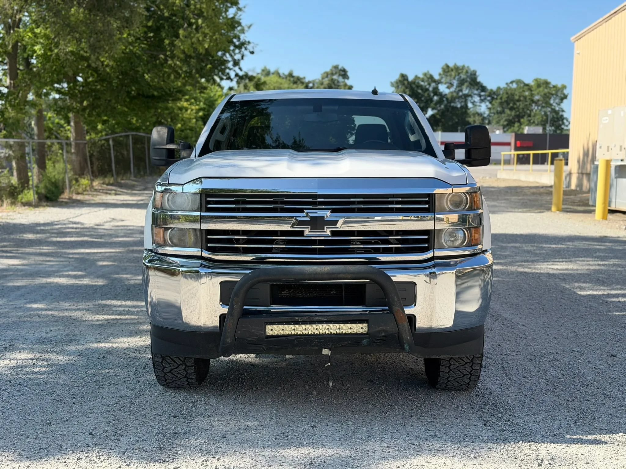 Used 2015 Chevrolet Silverado 2500 LT RWD image 2