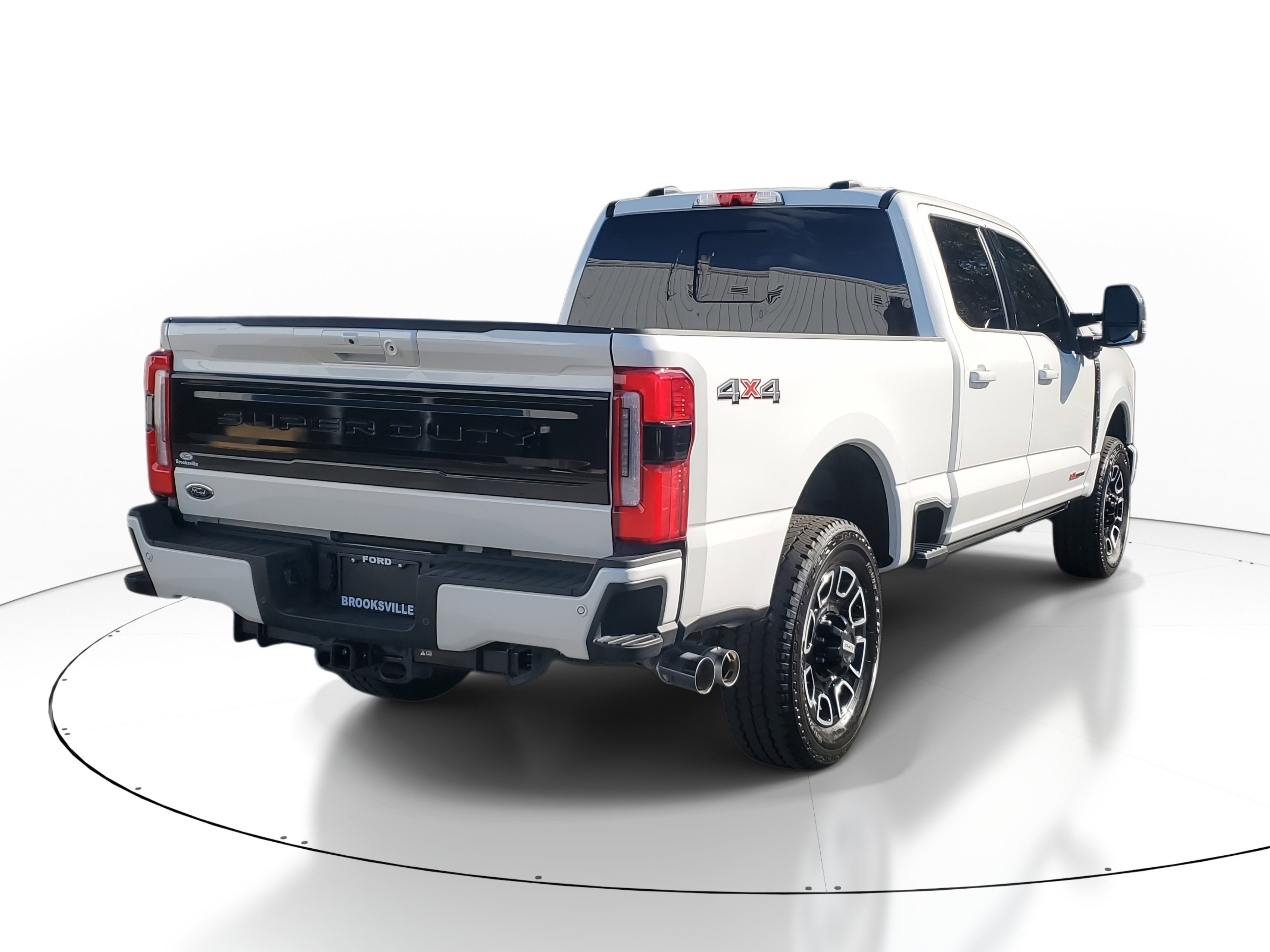 Used 2025 Ford F250 Platinum image 6