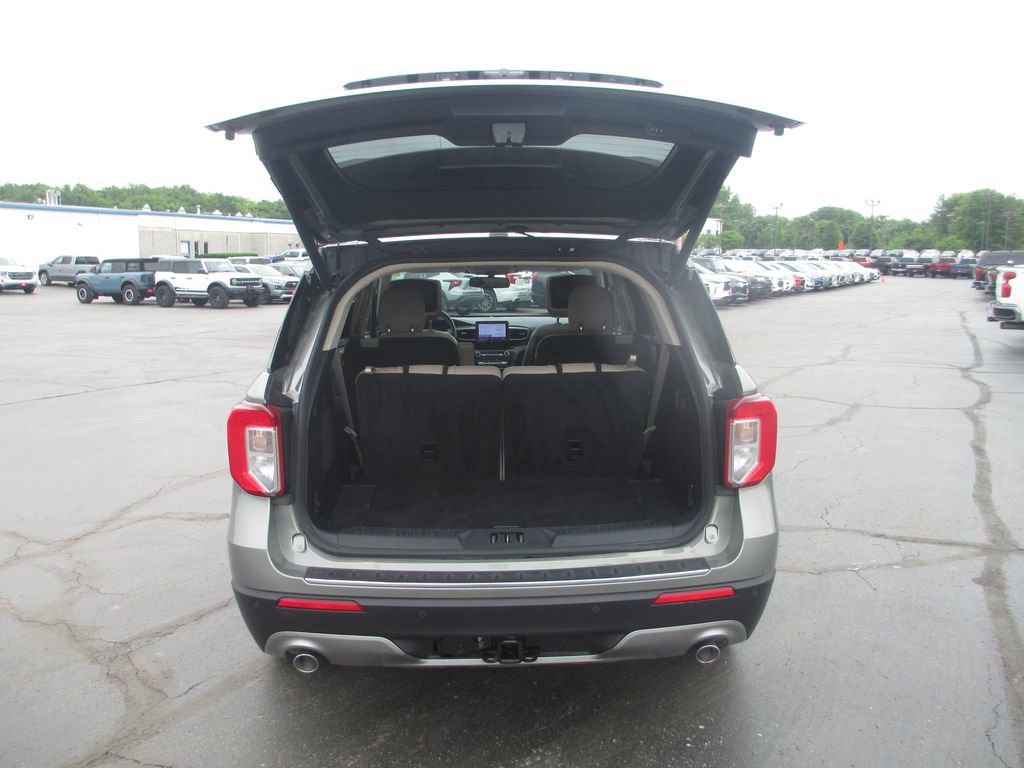 Used 2020 Ford Explorer Limited w/ Class III Trailer Tow Package AWD/4WD image 7