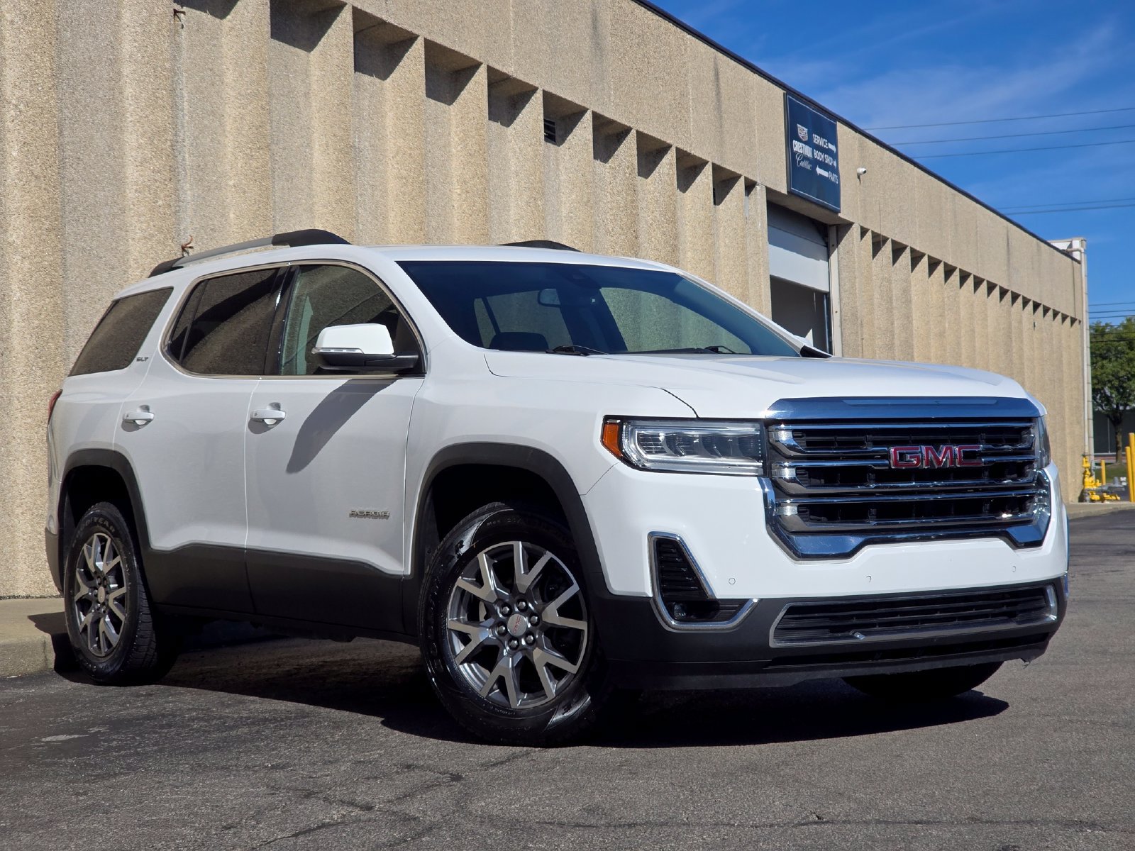 Used 2023 GMC Acadia SLT