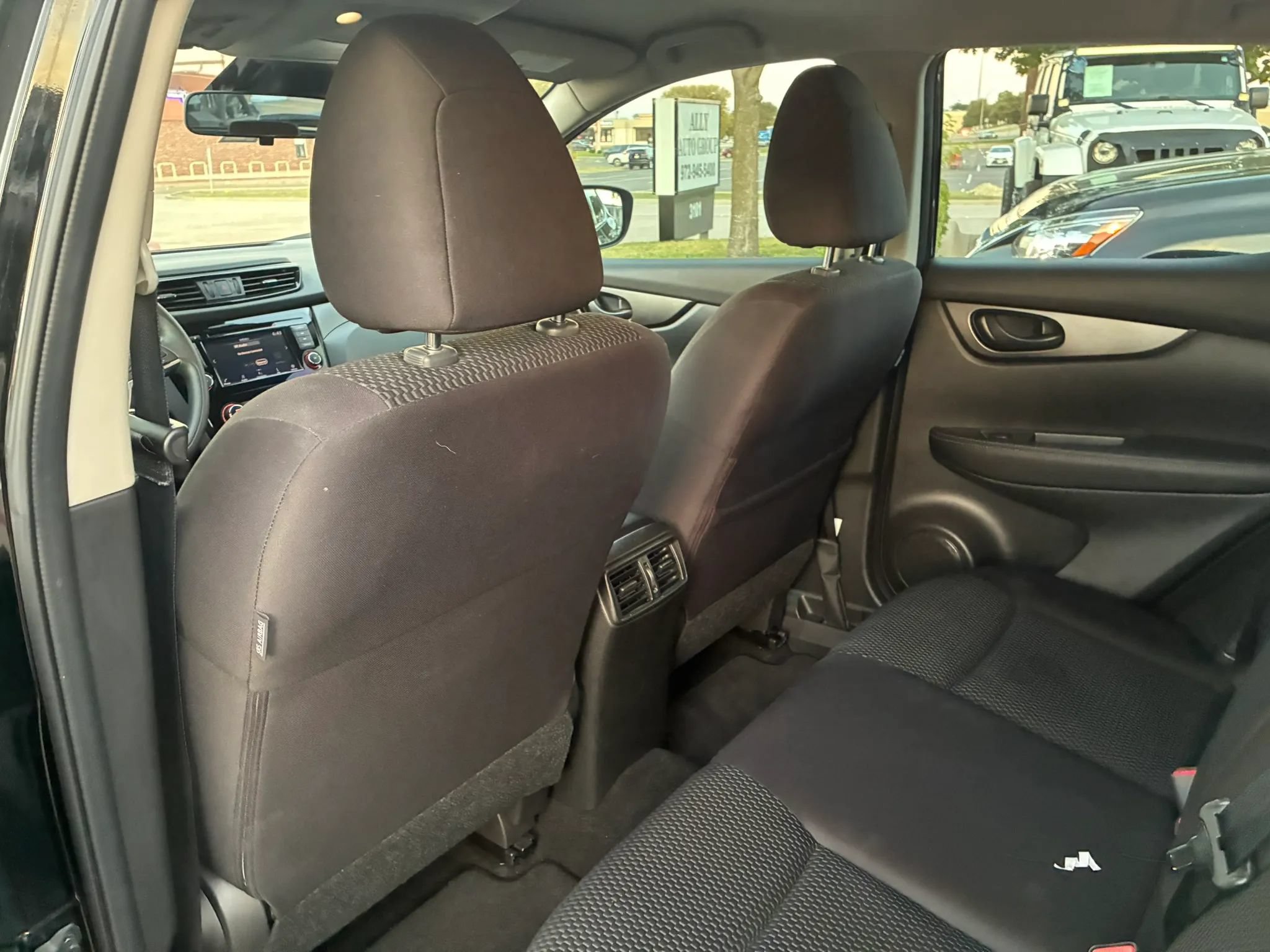 Used 2020 Nissan Rogue Sport S FWD image 14