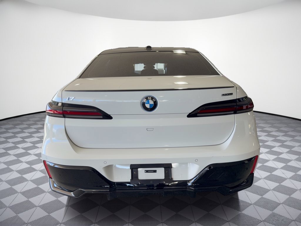 Certified 2024 BMW i7 eDrive50 w/ M Sport Package RWD image 8