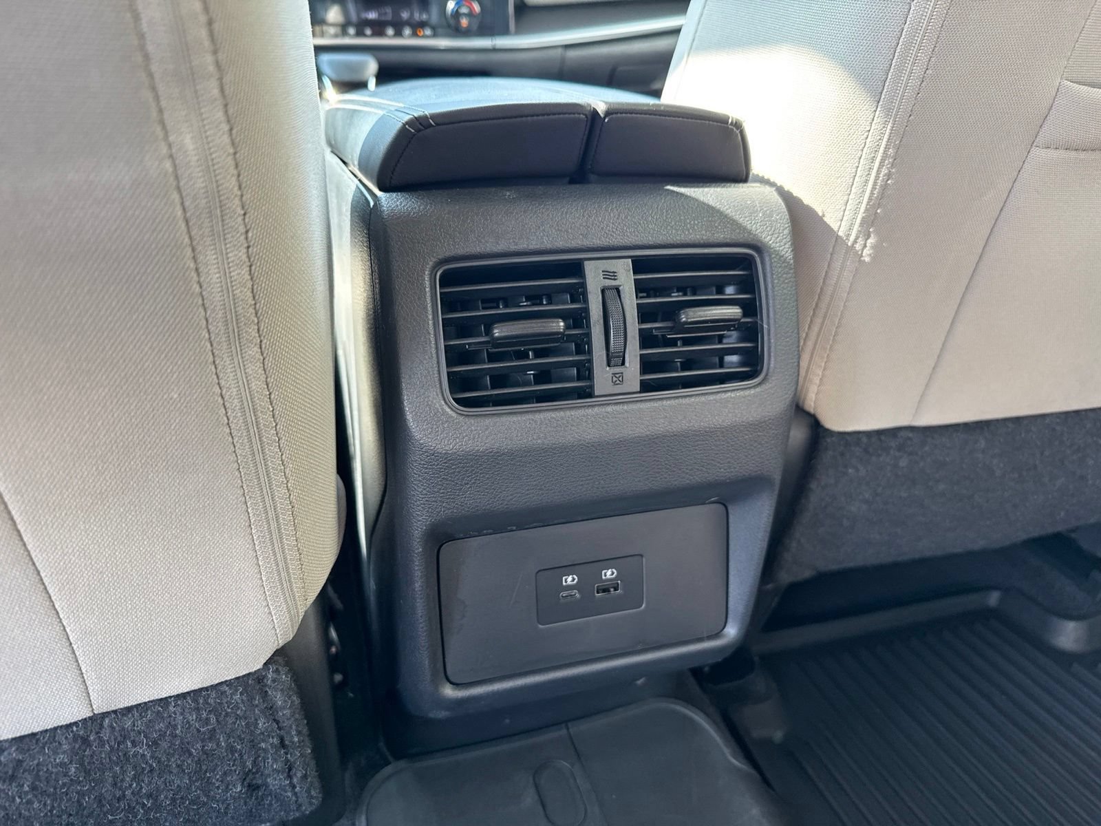 Used 2023 Nissan Rogue SV FWD image 15
