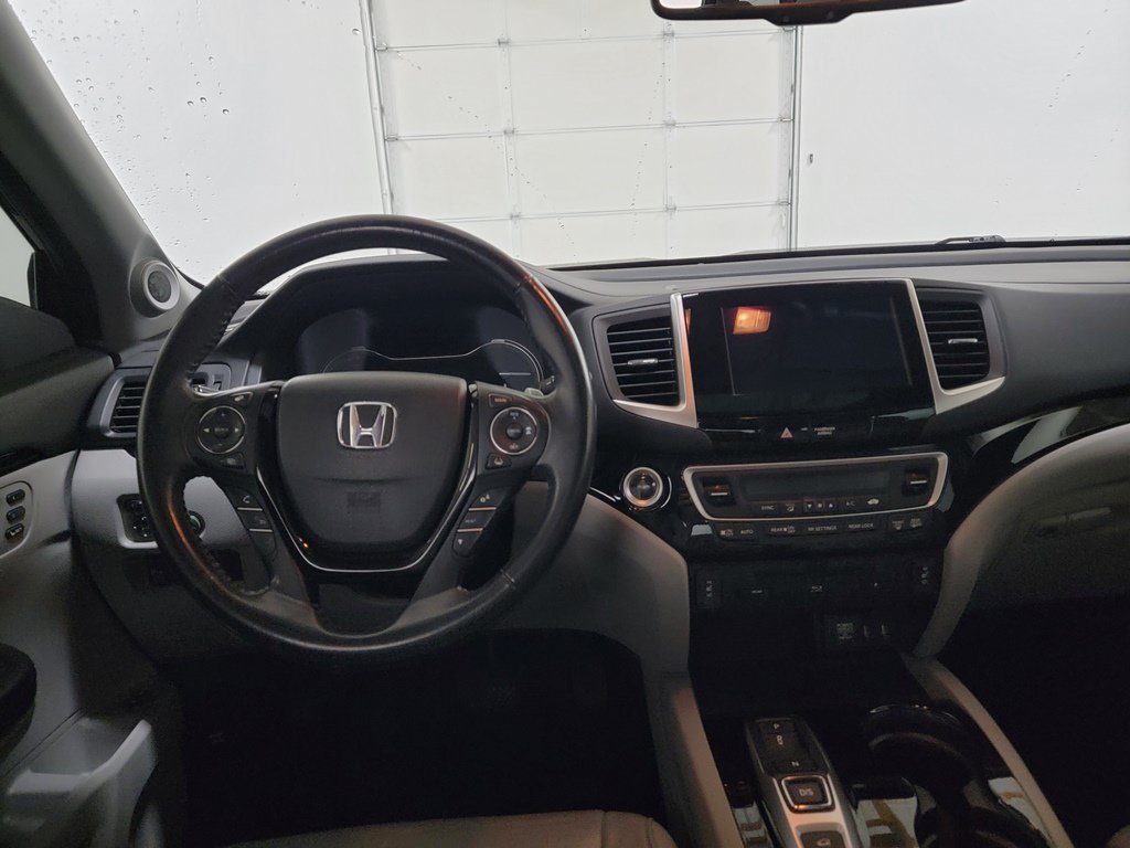 Used 2016 Honda Pilot Touring image 12