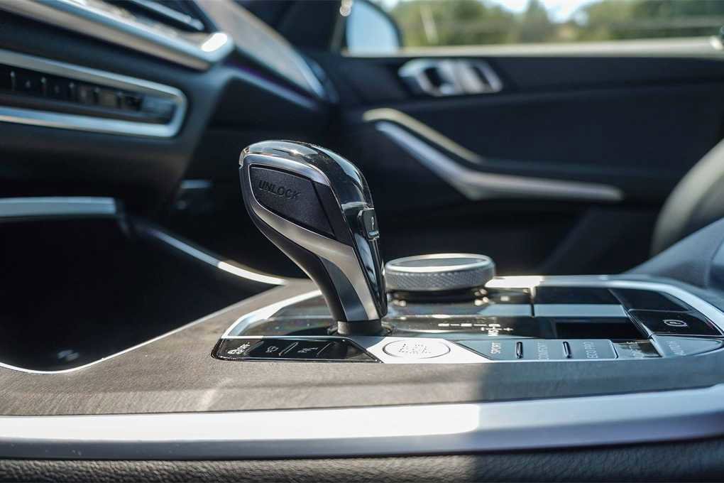 Used 2022 BMW X5 sDrive40i w/ Parking Assistance Package image 25