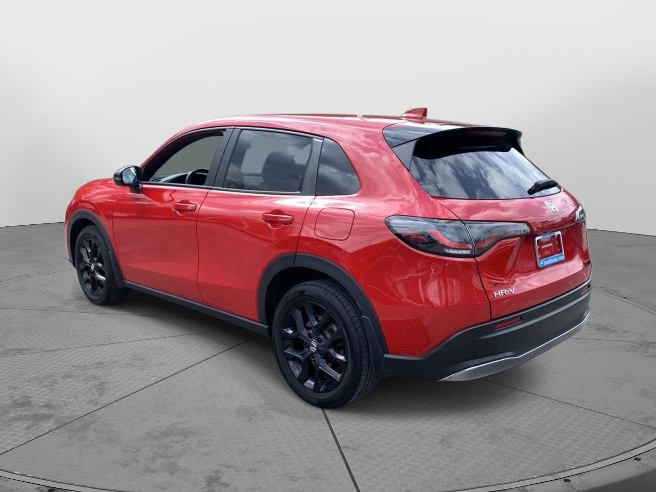 Certified 2024 Honda HR-V Sport image 5