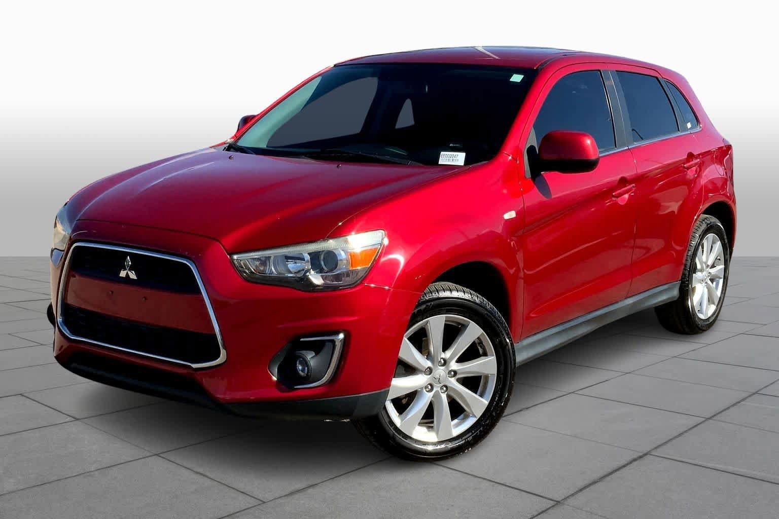 Used 2014 Mitsubishi Outlander Sport SE image 1