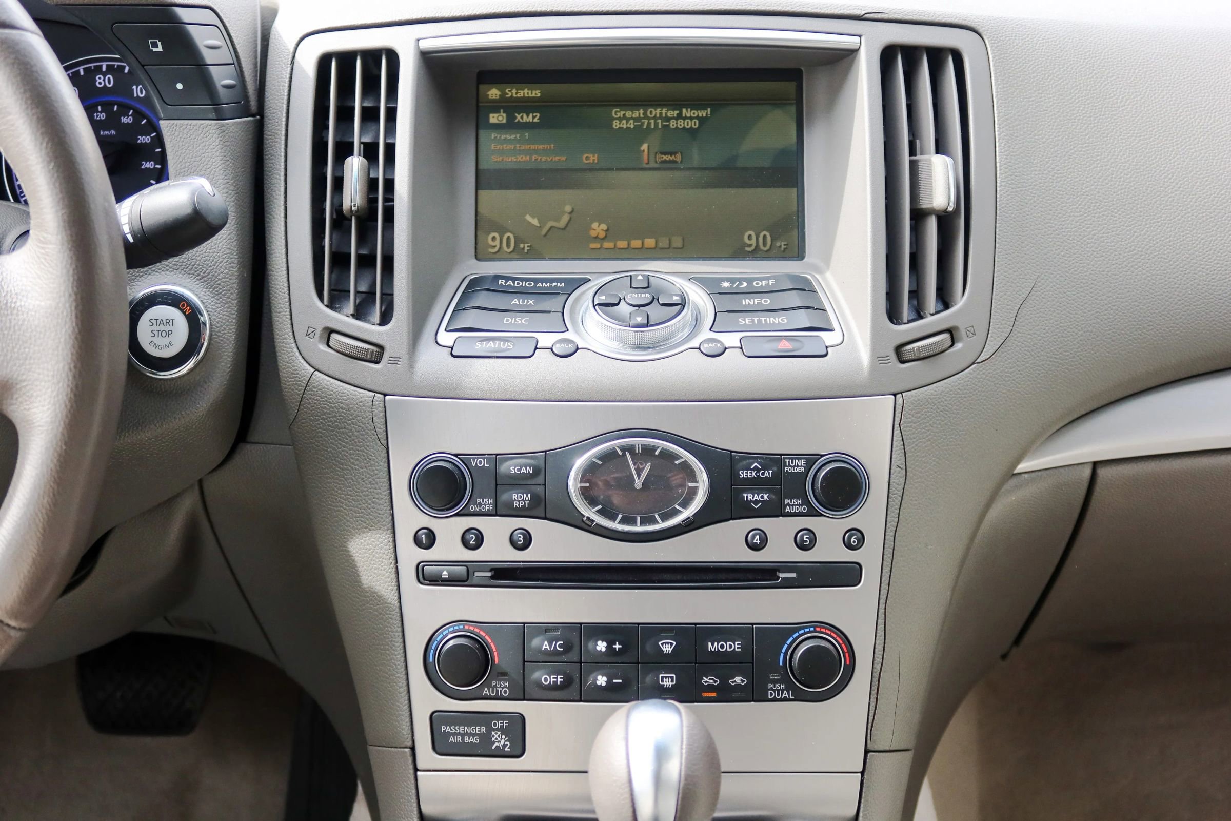 Used 2011 INFINITI G25 x w/ Moonroof Pkg image 17