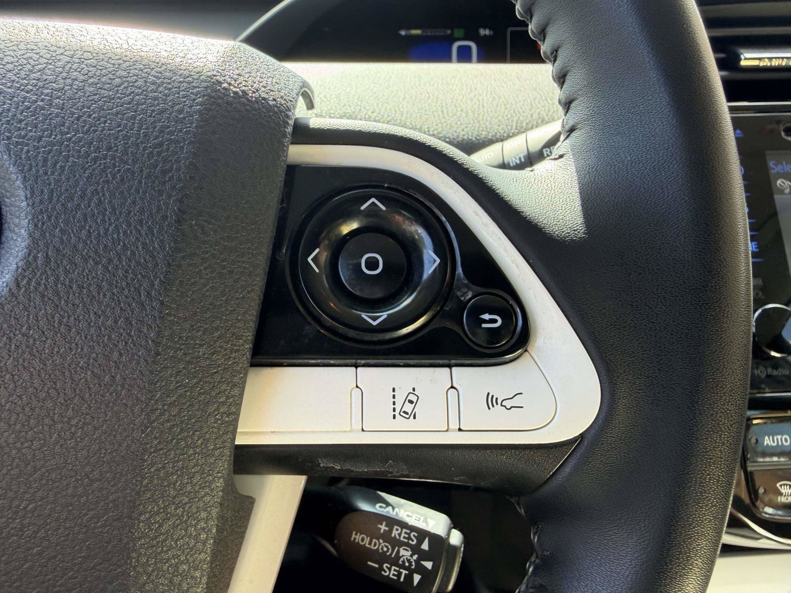 Used 2016 Toyota Prius Four Touring w/ Premium Convenience Package FWD image 8