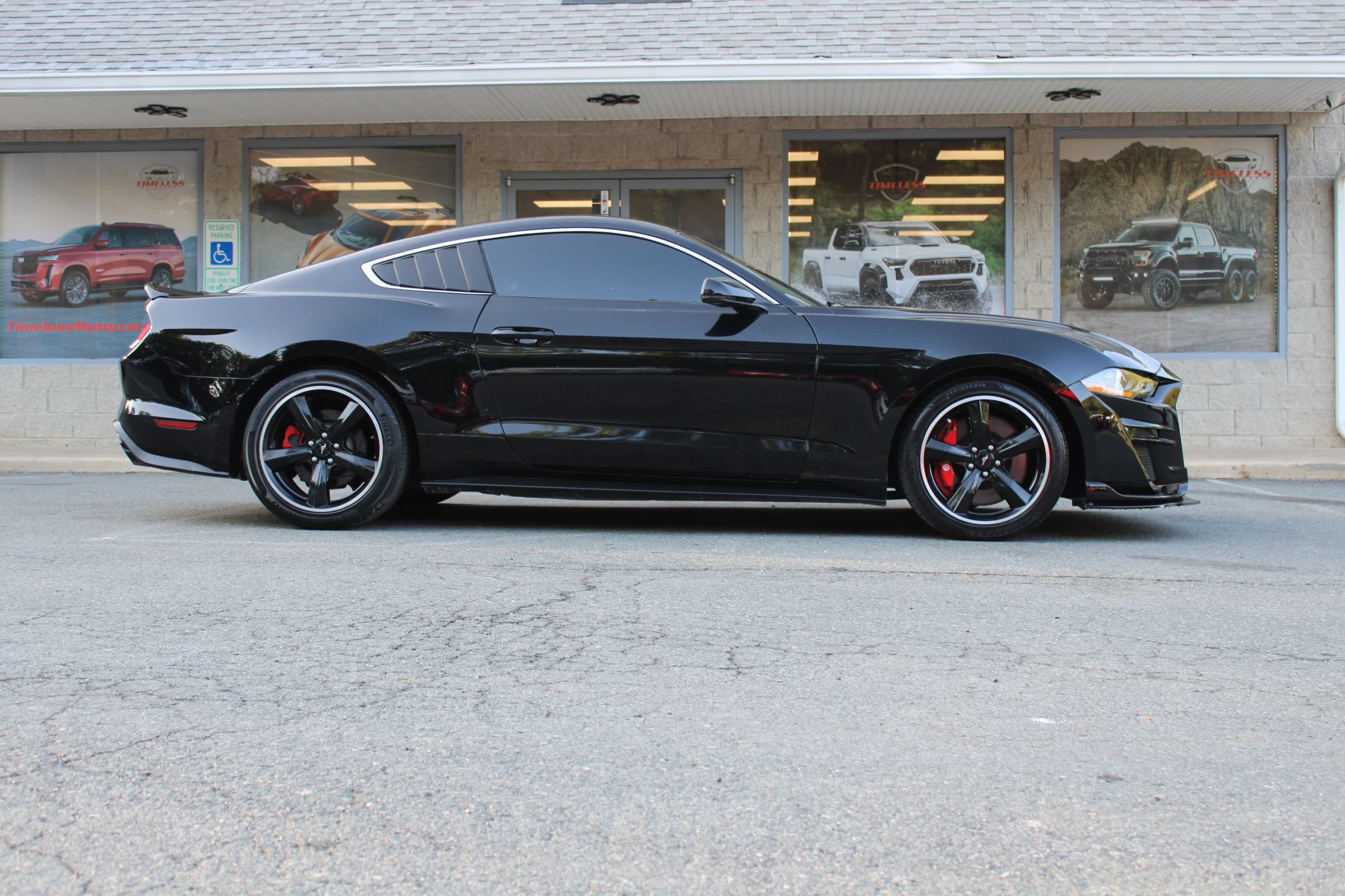 Used 2019 Ford Mustang Bullitt w/ Bullitt Electronics Package RWD image 9