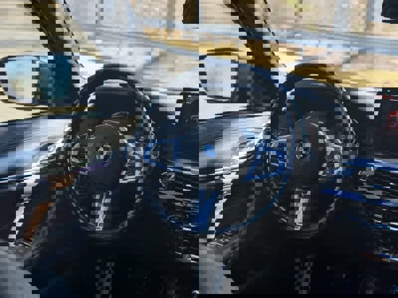 Used 2022 BMW 530i xDrive w/ Executive Package image 25