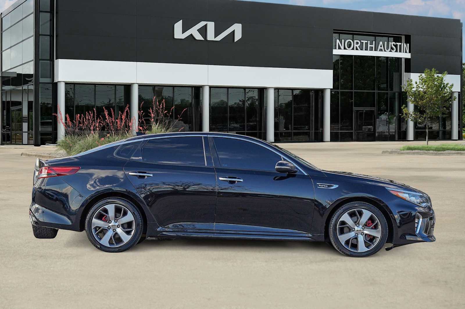 Used 2018 Kia Optima SX image 7