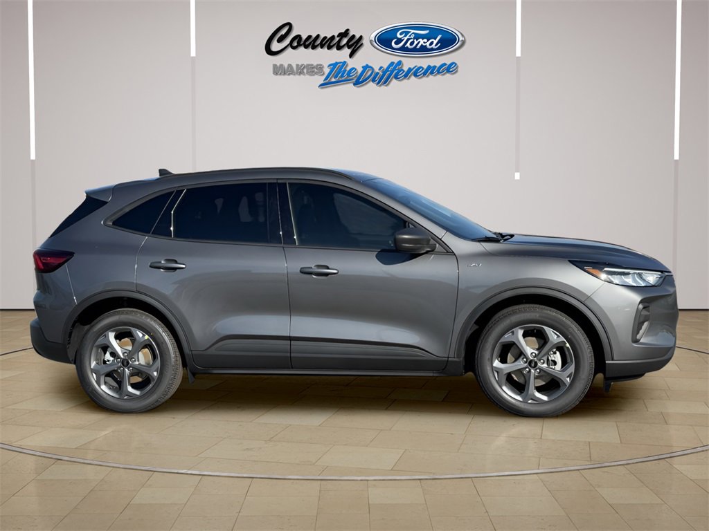 New 2025 Ford Escape ST-Line w/ Equipment Group 301A image 21