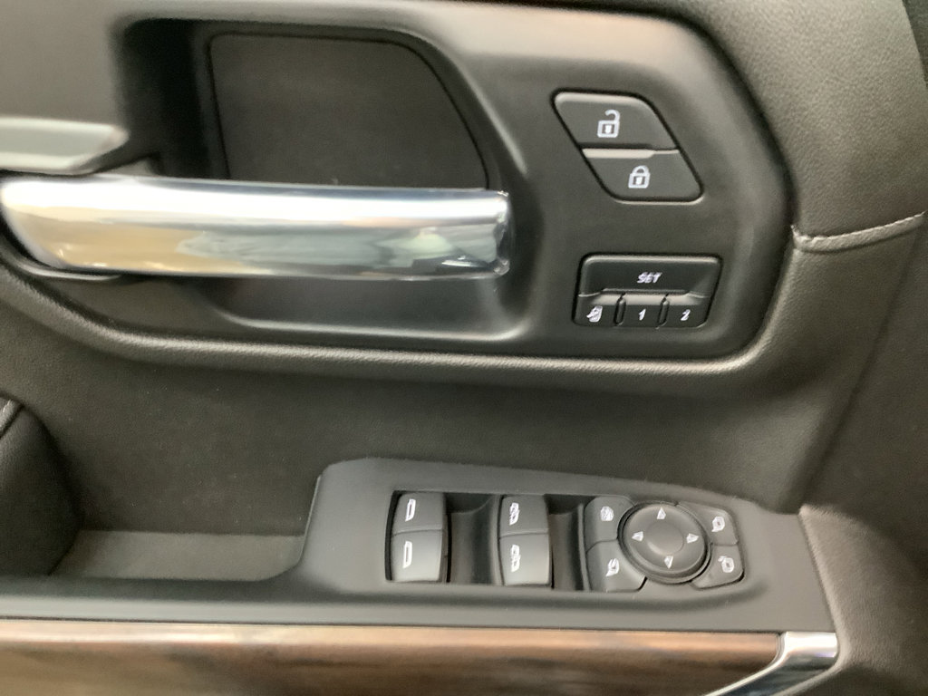 Used 2022 GMC Sierra 1500 SLT w/ SLT Premium Package image 16