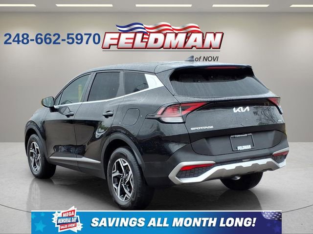 Used 2025 Kia Sportage LX AWD/4WD image 3