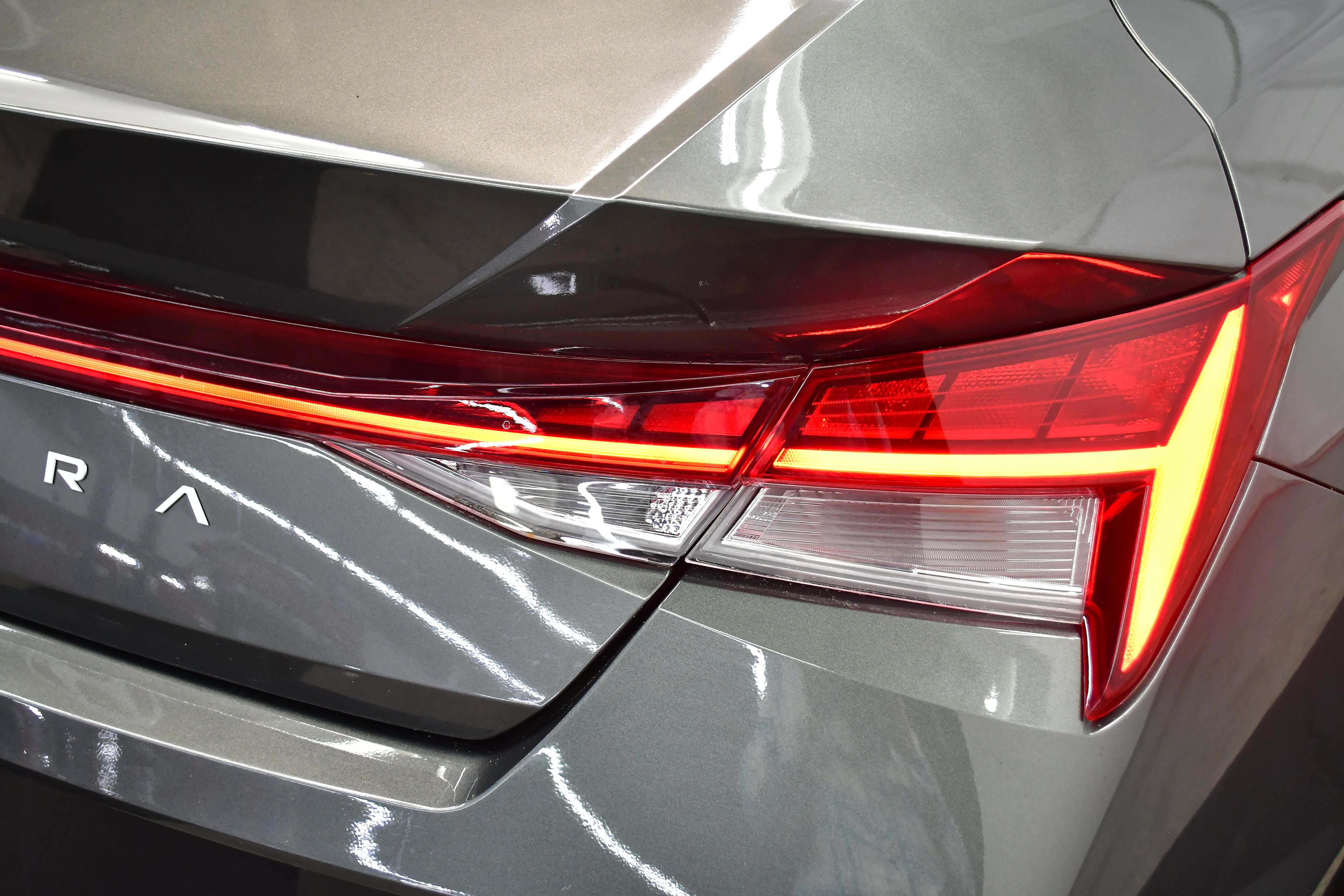 Used 2025 Hyundai Elantra SEL image 54