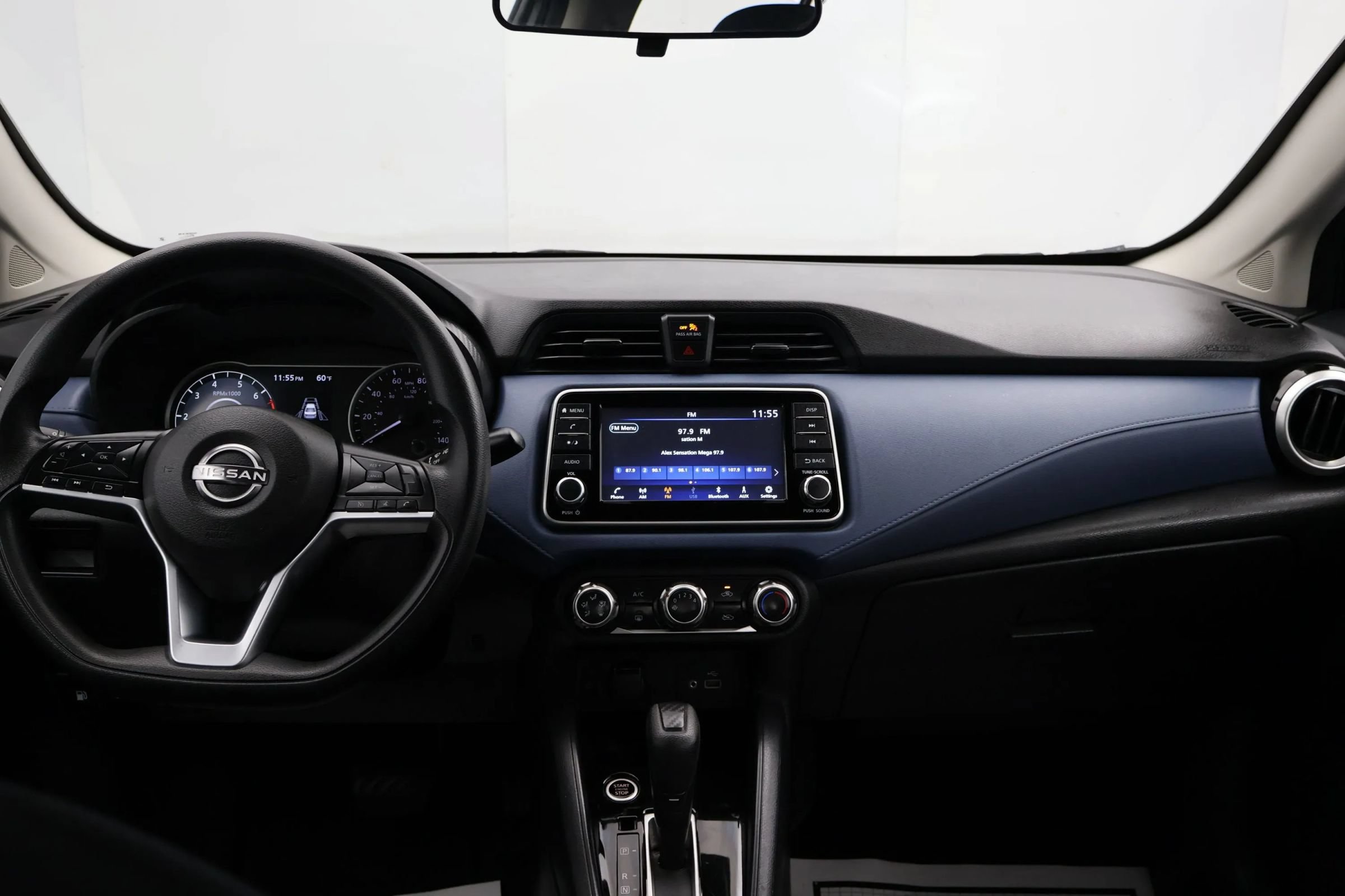 Used 2023 Nissan Versa SV FWD image 18