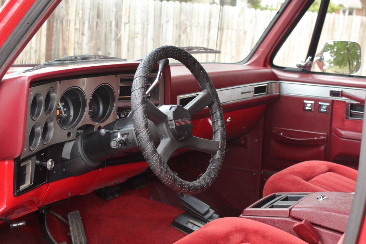 Used 1991 Chevrolet Blazer 4WD image 6