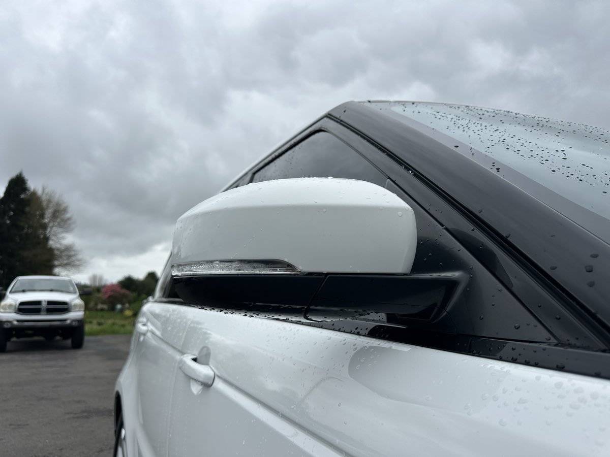 Used 2019 Land Rover Range Rover Sport SE AWD/4WD image 13